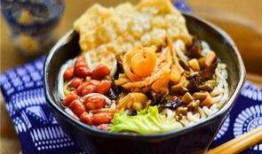 臭宝螺螺蛳粉爆料视频,揭秘网红美食背后的故事