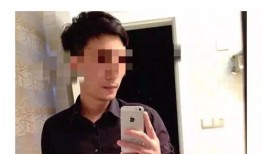 吃瓜抖音网红男的是谁,揭秘抖音网红“吃瓜男”的真实身份